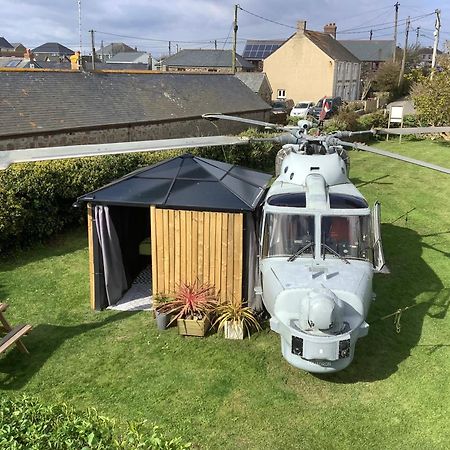 Haelarcher Helicopter Glamping Helston Exterior foto